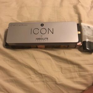 Brand new Bundle of eyeshadow and face primer